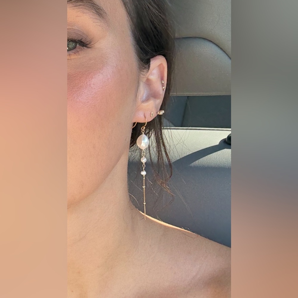 Freshwater peal drop earrings